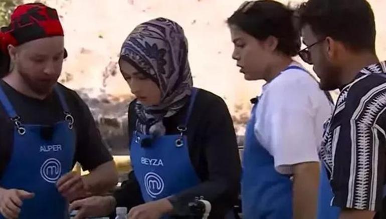 MASTERCHEF BEYZAN'A NE OLDU, YANIK NEREDE Yüzüne kızgın yağ döküldü. MasterChef Beyza'nın son durumu nasıl?