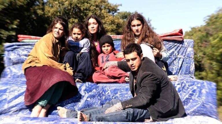 “Sahip Olanlar” dizisinin oyuncuları: Hazal Subaşı, Kaan Miraç Sezen, Ece Bağcı… “Sahip Olanlar” dizisinin oyuncuları kimler? Kilitli karakterler ve oyuncu kadrosu açıklandı!