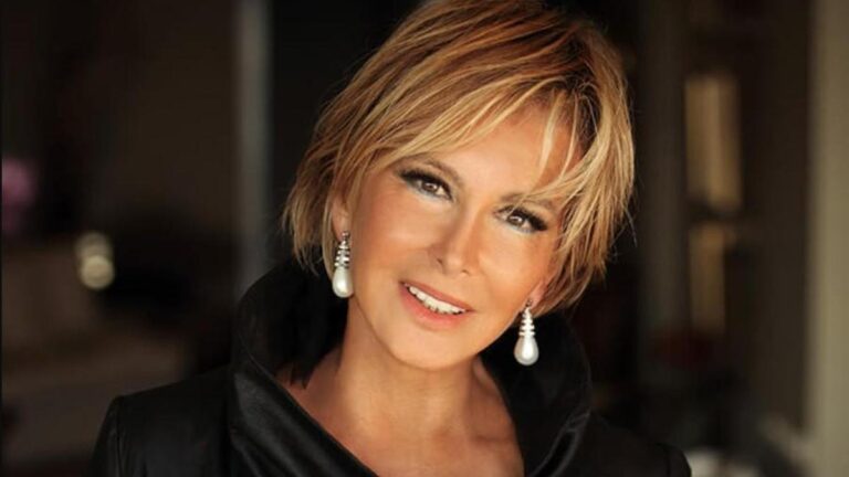 SON DAKİKA: USTA SANATÇI FİLİZ AKIN HAYATINI KAYBETTİ!