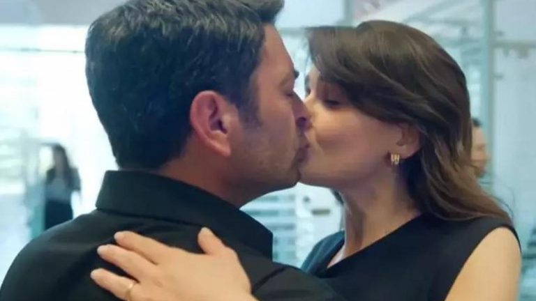 Uzak Şehir 28 Bölüm İzle | Cihandan Şok Aşk İtirafı: Seni Seviyorum Alya! UZAK ŞEHİR SON BÖLÜM FULL İZLE, HD!