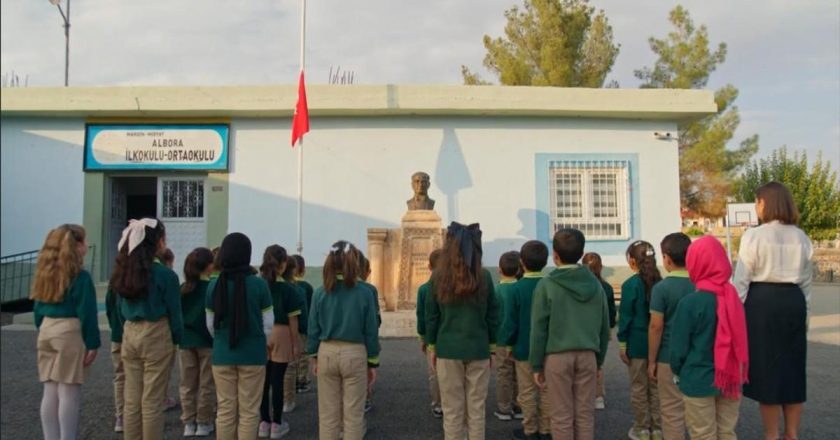 ATATÜRKÜ ANMAK UZAK ŞEHİRE YAKIŞTI