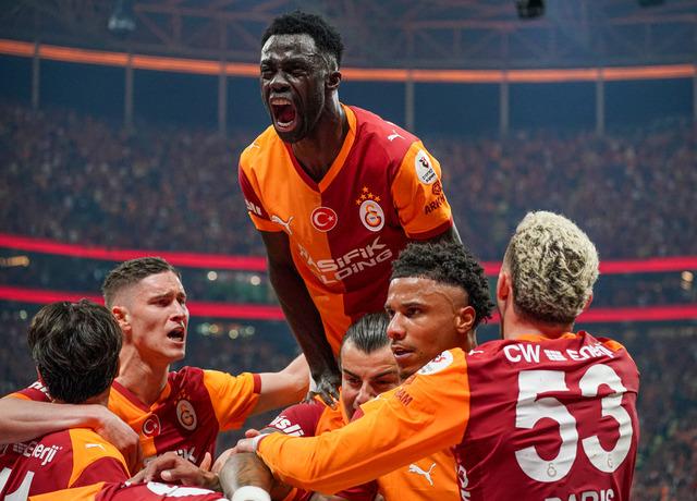 Galatasaray-Fenerbahçe karşılaşmasının ardından spor yazarları şampiyonu ilan etti bile: Lig bitti!
